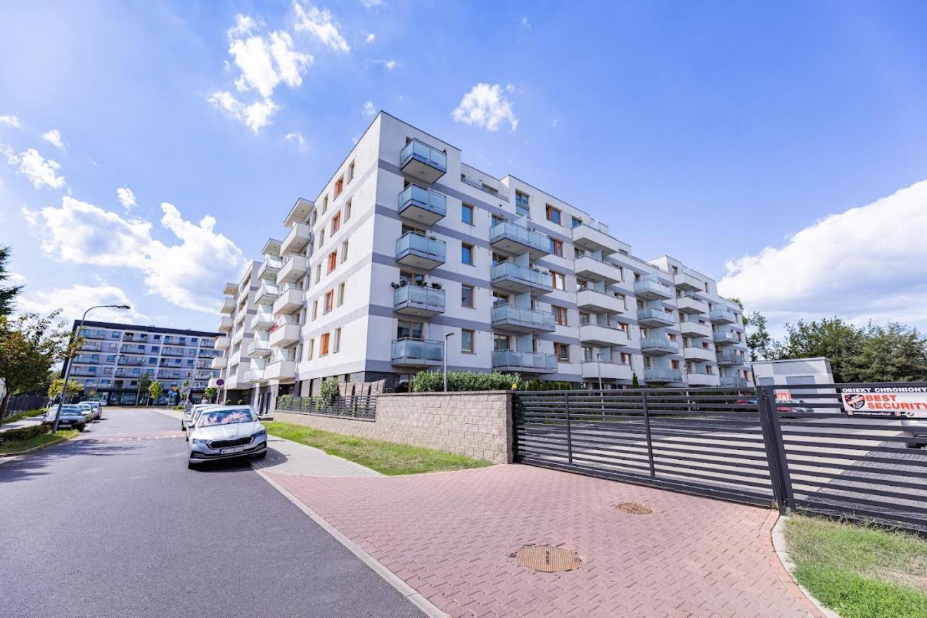 Fajny Apartament Z Parkingiem, Obok Metra. Warszawa Exteriör bild
