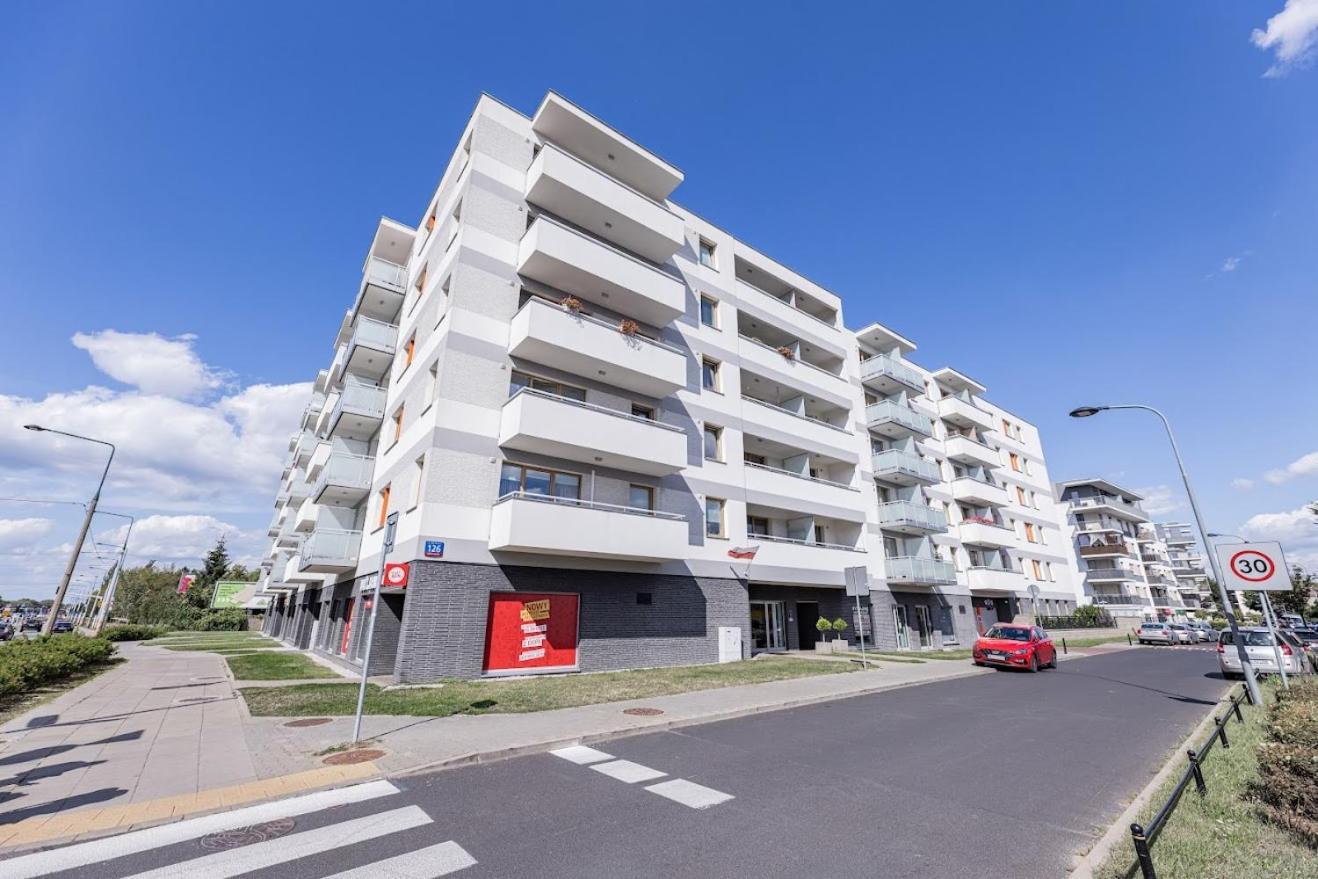 Fajny Apartament Z Parkingiem, Obok Metra. Warszawa Exteriör bild