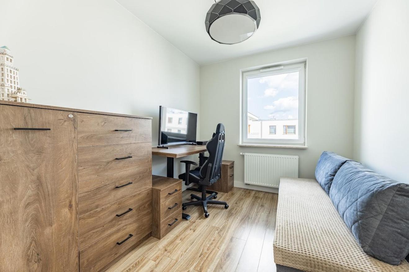 Fajny Apartament Z Parkingiem, Obok Metra. Warszawa Exteriör bild